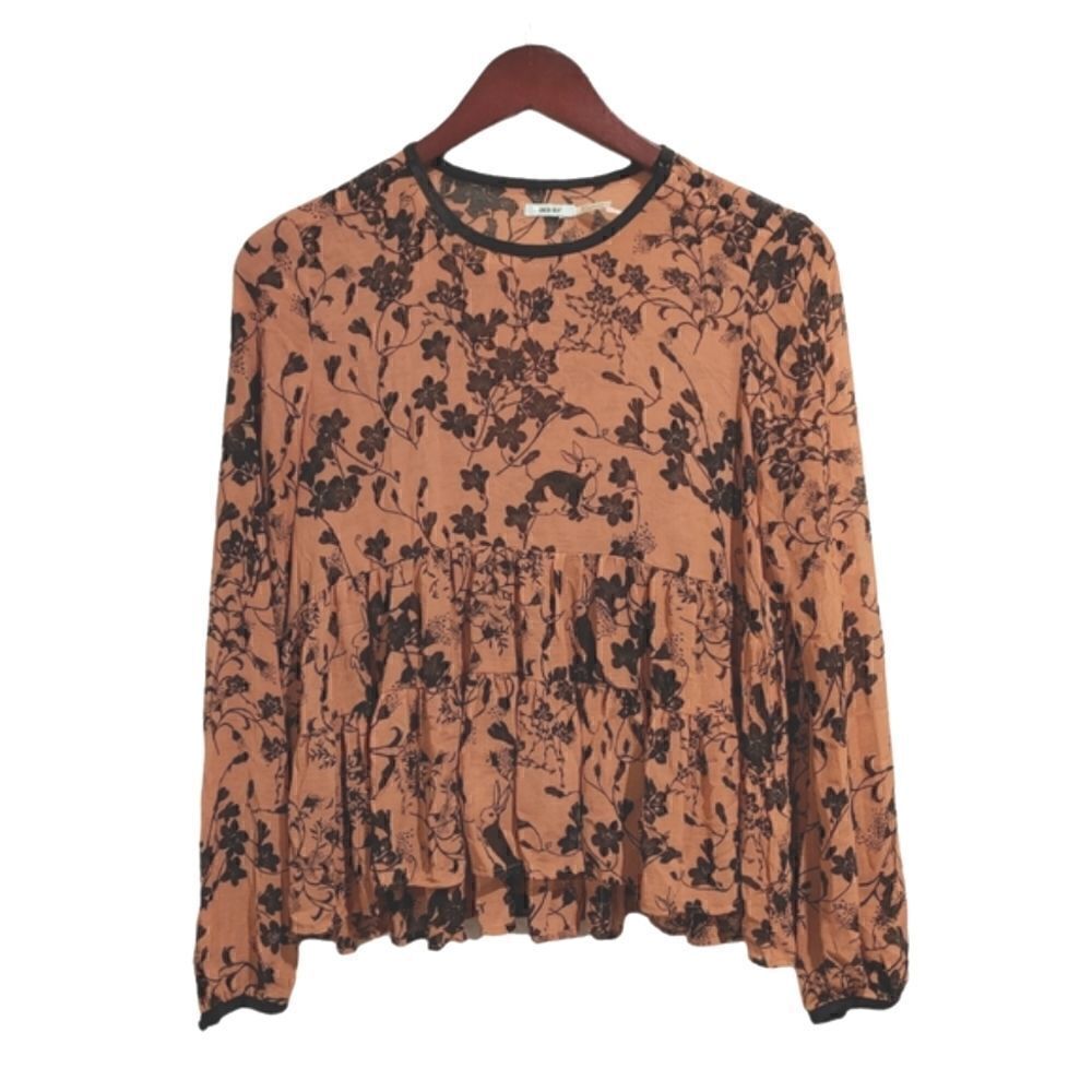 Urban Outfitters Top Size Small Floral Animal Print Bunny Rare - Picture 3 of 8